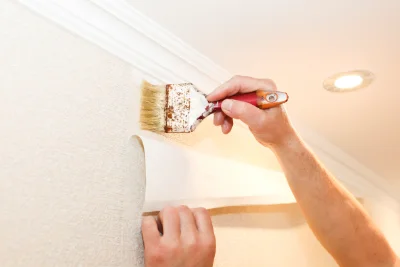 Pose de papier peint à Notre-Dame-de-Mésage — revêtements muraux et toiles de verre
